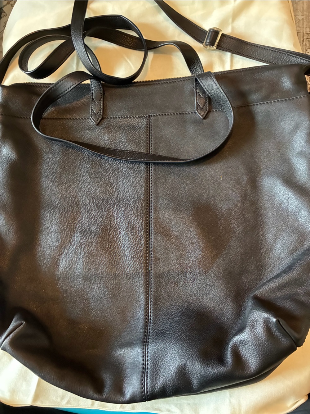 Stella & Dot Cream Tote with Gold Logo